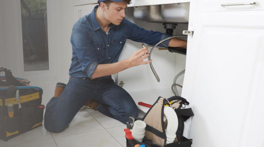 Local tankless water heater installation in Wesson, MS